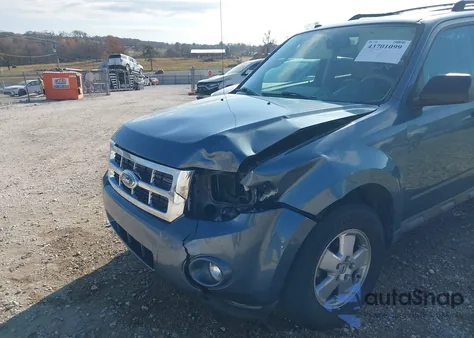 2012 Ford Escape Xlt z USA, uszkodzony, nr VIN 1FMCU0DG6CKA64380